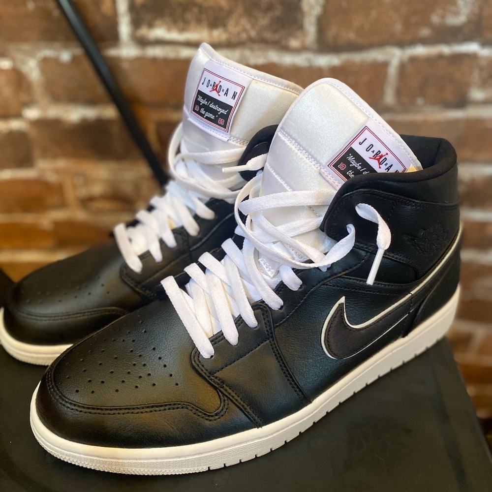 Jordan 1 MID Se